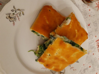 Focaccia con spinaci e scamorza