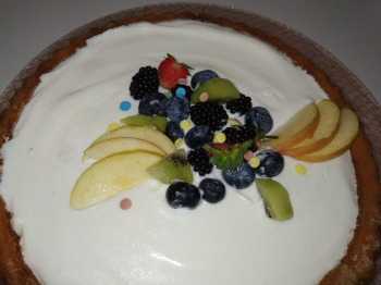 Crostata morbida con crema di yogurt