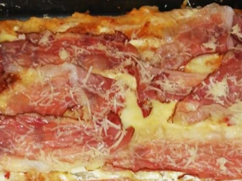 Pizza Alta Speck e Brie