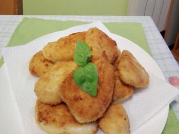 Carne lessa panata con bresciamella