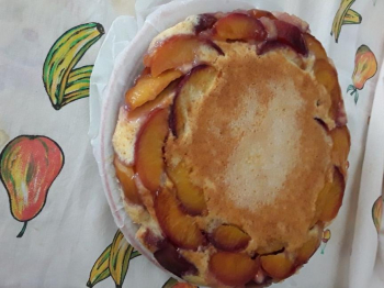 Torta rovesciata con le pesche