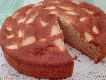 Torta soffice di mele e cannella