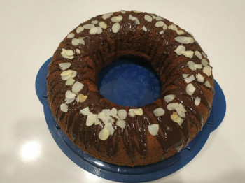 Ciambella mandorle e yogurt