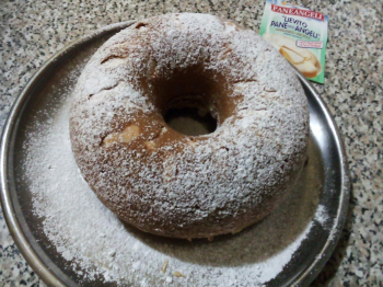 Torta carote e mandorle