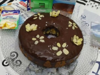 Ciambellone allo yogurt per la colazione