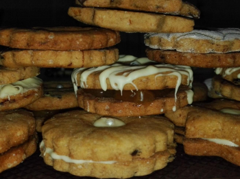 Pasta frolla morbida adatta a biscotti da farcire