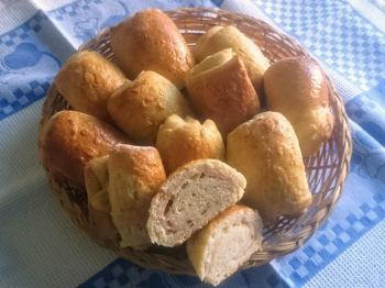 Panini farciti cotto e emmental