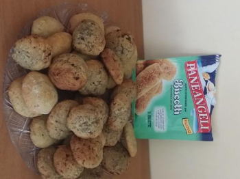 Biscotti di pasta frolla con marmellata