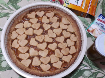 CROSTATA CON CONFETTURA DI PRUGNE GIALLE