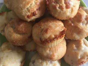 Muffin Salati con provola e salame