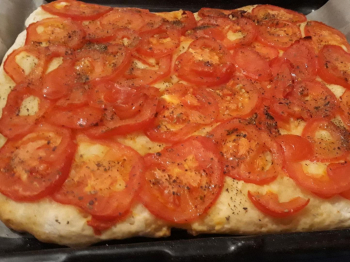 Focaccia di pomodori
