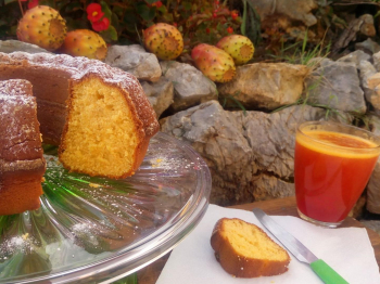 Ciambella con succo di fichi d'india