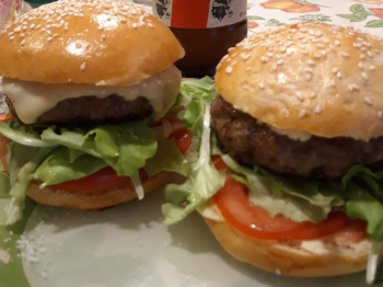 Panini con hamburger