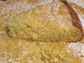 Torta al latte caldo