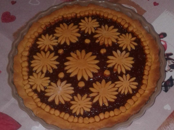 Crostata fiorita con la mia marmellata di ciliegie fatta in casa 🍒🌸