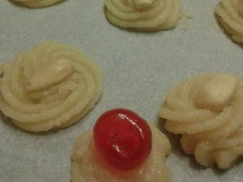 Pasticcini di pasta di mandorle