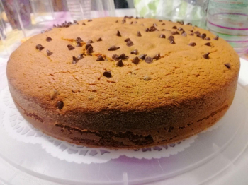 Dolce con yogurt e gocce di cioccolato