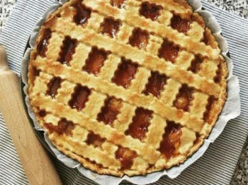 Crostata alle pesche