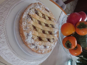 Crostata con confettura di loti