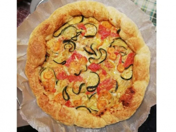 Quiche di zucchine e pomodori