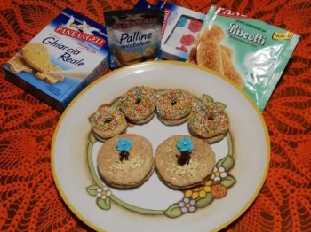Biscotti fioriti &quot;tutto andrà bene&quot;