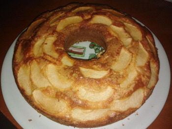 Ciambellone mela e cannella