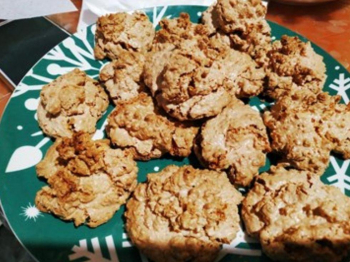 Dolcetti integrali alle mandorle, miele e cannella