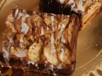 Torta di mele speziata senza uova e senza burro