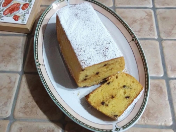 Pan d'arancio con gocce di cioccolato