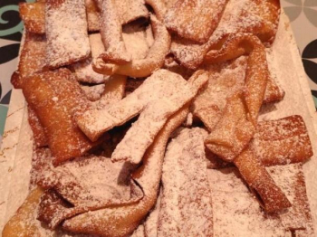 Le mie chiacchiere ( 1 Sfida culinaria 2021)
