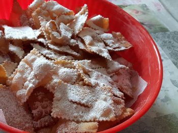 4 Chiacchiere..... in compagnia