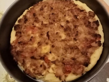Pizza tonno, cipolle ed emmental🍕
