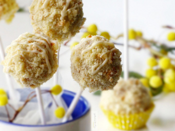 CAKE POPS MIMOSA