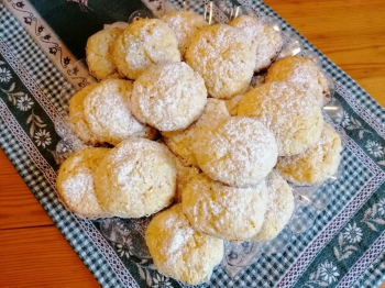 Biscotti morbidi alla mandorla e arancia
