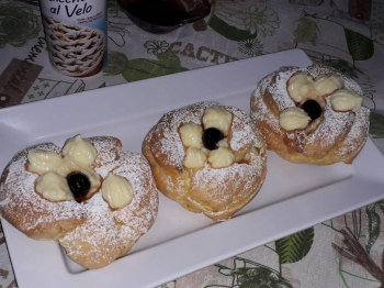 Maxi zeppole di San Giuseppe al forno