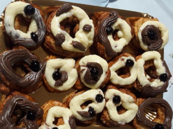 Mini CONTEST A Colpi di Zeppole! Zeppole bigusto..