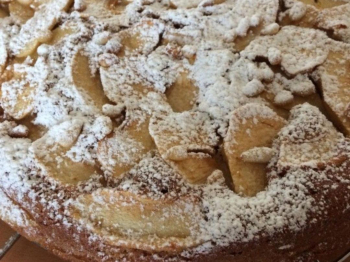 Torta alle mele con la farina di castagne