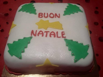 Torta panettone con crema pasticcera