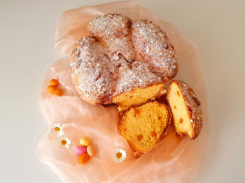 COLOMBA CON ALBICOCCHE