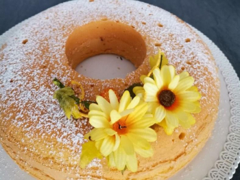 Ciambella con gocce di cioccolata