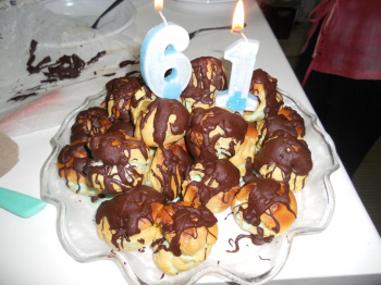 Profiteroles con gelato alla menta