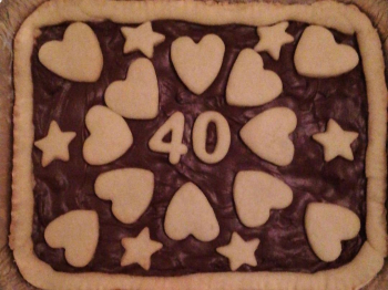 Torta frolla alle nocciole e crema al cioccolato