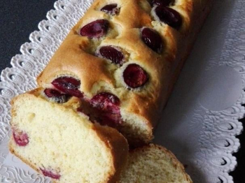 Plumcake alle ciliegie