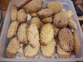 Reginelle o biscotti col sesamo