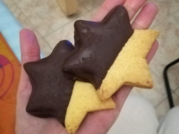 Biscottoni con aroma mandorla
