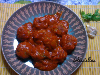 Polpette al sugo  fresco di pomodoro datterino