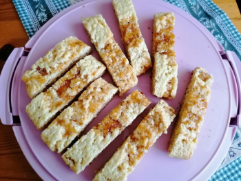 Biscotti rustici alla marmellata