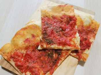 pizza marinara