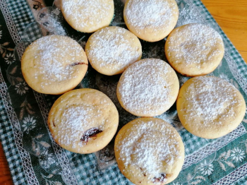 Muffin alla ricotta con cuore alla crema di nocciola