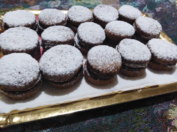Finti baci di dama all'acqua e Nutella